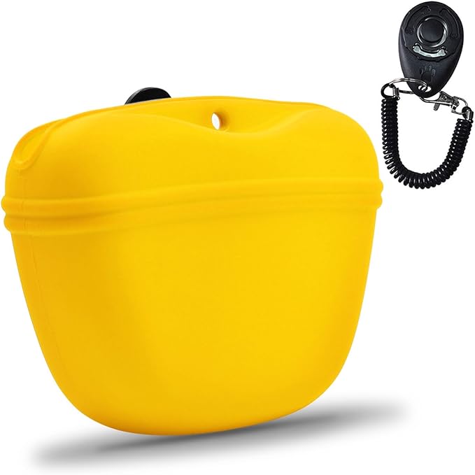 AUDWUD Silicone Dog Treat Pouch,Clip on Portable Training Container,Convenient Magnetic Buckle Closing and Waist Clip,No BPA
