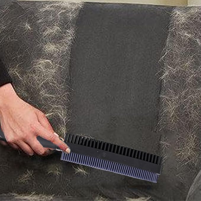 Rubber Pet Hair Removal Brush, Dogs Cats Hair Lint Remover Tool Massage Bath Comb Brush for Cleaning and Grooming (Black)