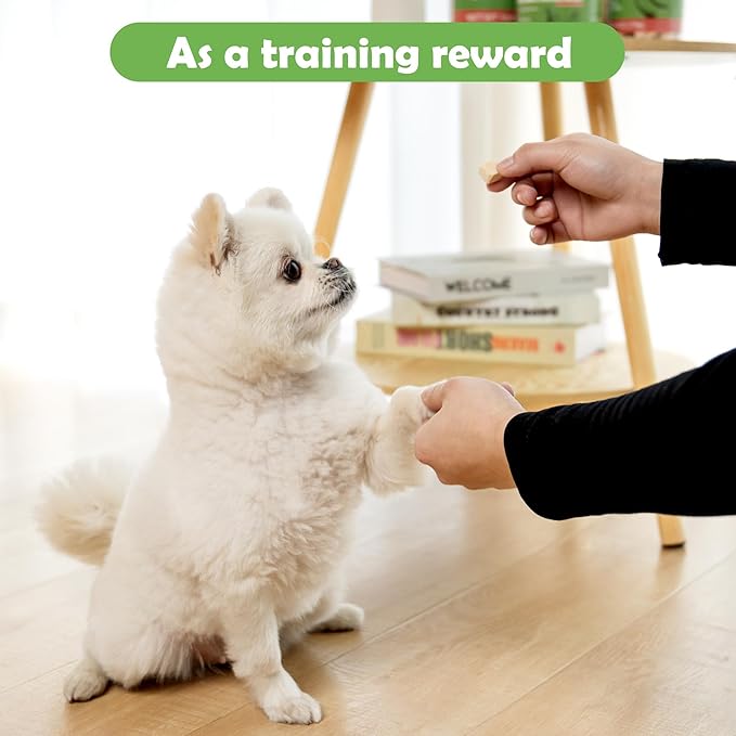 MON2SUN Freeze Dried Chicken Cat and Dog Treats, Single Ingredient Natural and Healthy Dog Snacks, High Protein Training Treats & Food Topper, 6oz