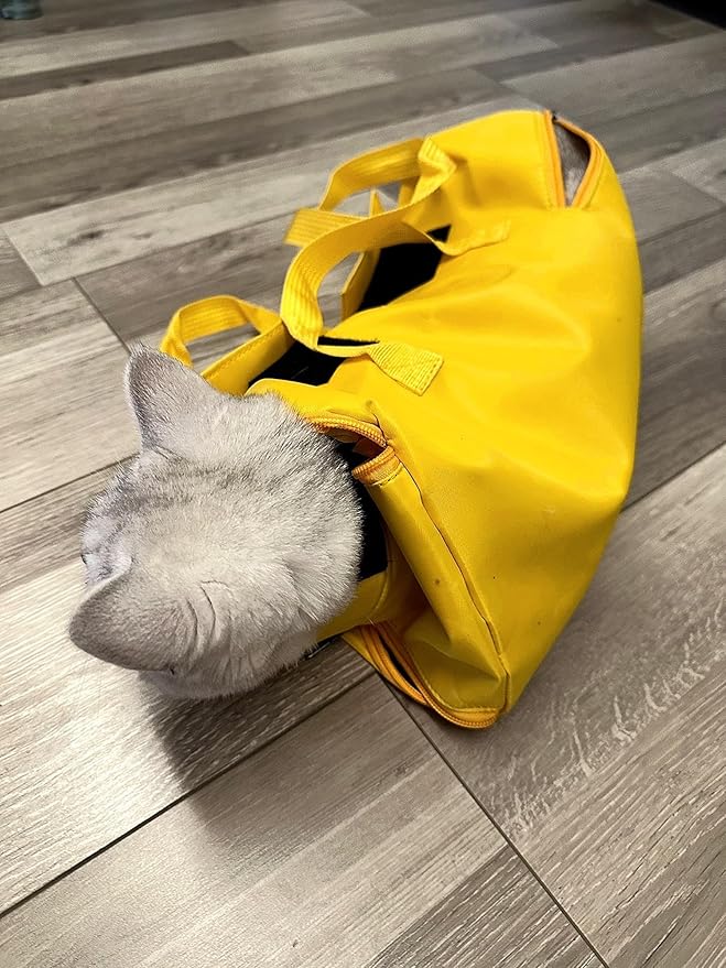 HDKUW Cat Grooming Bag,Foldable Travel Carrier for Cats,Anti-Bite Anti-Scratch Cat Grooming Restraint Bag,Pet Carrier for Administering Eye Drops,Ear Cleaner,Clipping Nails Yellow M