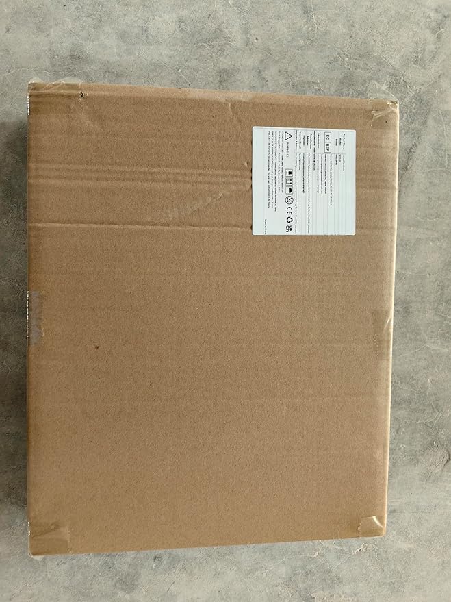 Pine Cat Wall Shelves with Scratch Mat, Wall-Mounted Cat Shelves, Space-Saving Shelf for Cats