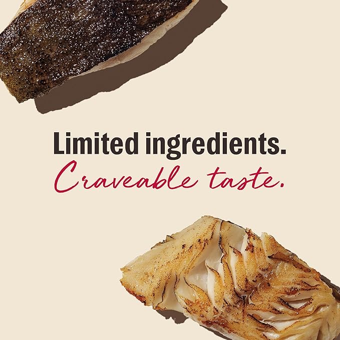 The Honest Kitchen Smittens® Bites: Heart-Shaped White Fish Cat Treats, 1.5 oz Bag