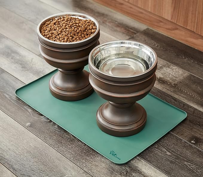 Silicone Dog Mat for Water Bowl and Food Dish, Pet Mat for Floors, Waterproof Dog Food Tray (Green)