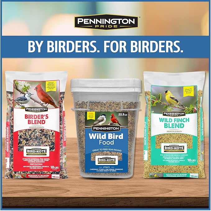 Pennington Wild Bird Food, Wild Bird Seed for Outside Feeders, Great to Feed Year-Round, 22.5-lb. Critter-Proof Bucket